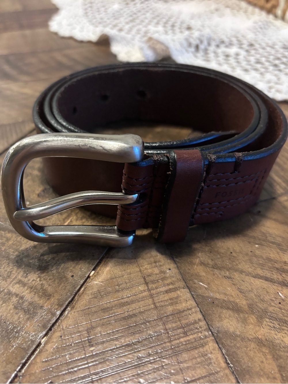 FOSSIL Genuine Leather Men’s Brown Leather Belt - Classic Casual Style